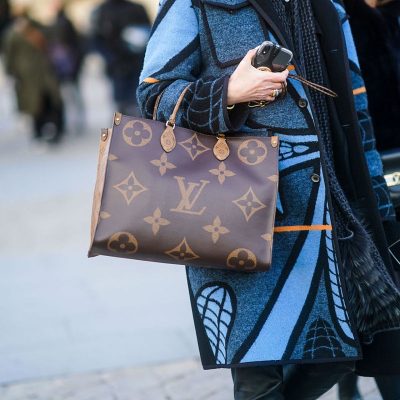 中东一打仗，LV老板亏了554亿美元：奢侈品“最怕”的事情发生了